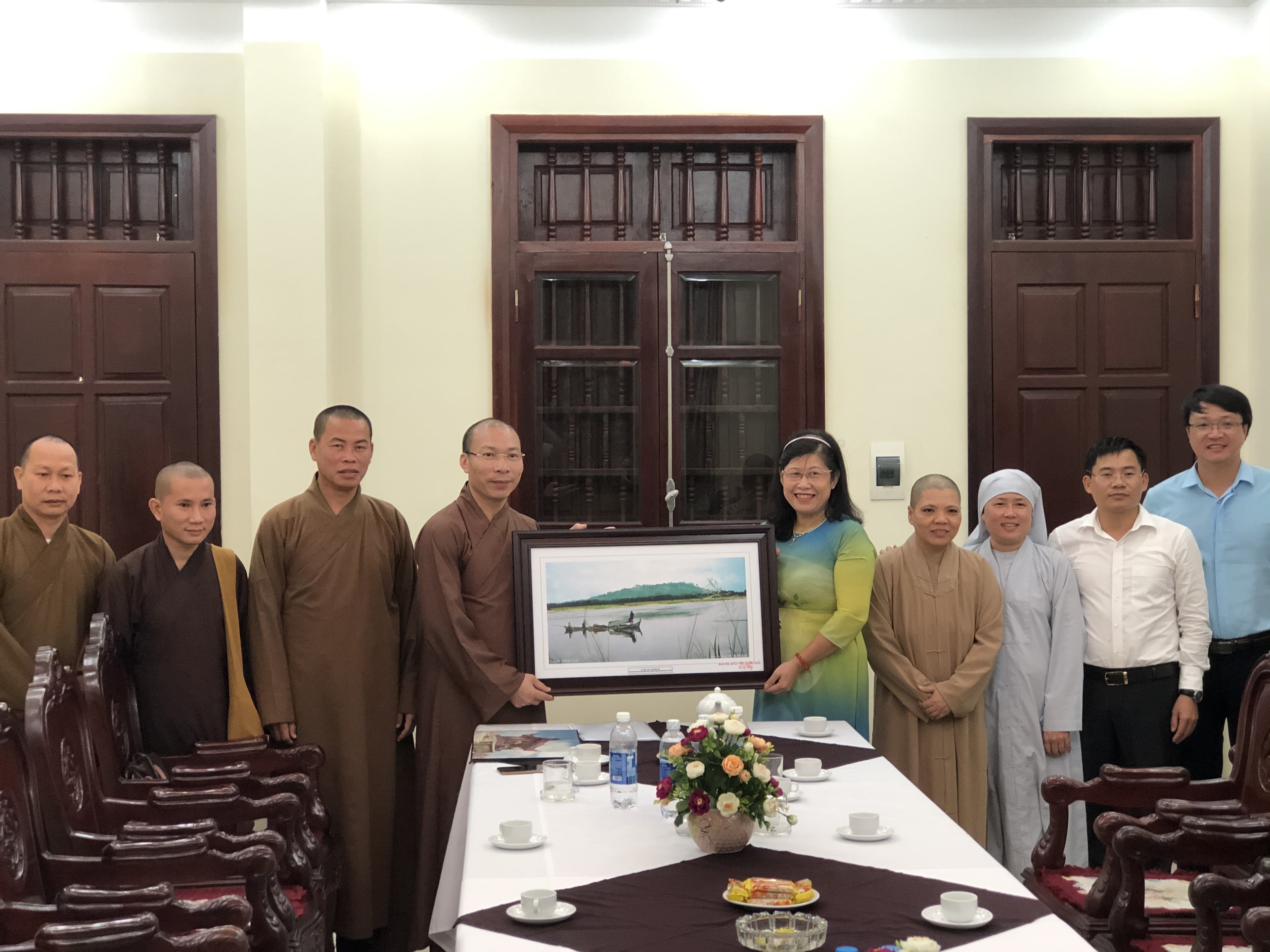 Phái đoàn Ban Tôn giáo và Ban Trị sự tỉnh Quảng Ngãi tới thăm và làm việc cùng Ban Tôn giáo và Ban Trị sự tỉnh Quảng Ninh 