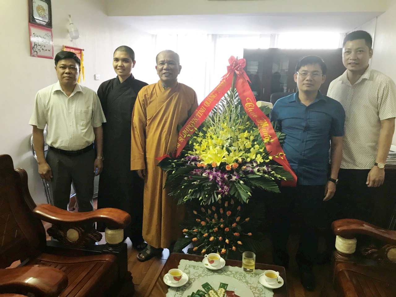 Ban Trị sự Phật giáo tỉnh Quảng Ninh chúc mừng Ban Tôn giáo tỉnh nhân ngày truyền thống ngành Quản lý Nhà nước về tôn giáo 