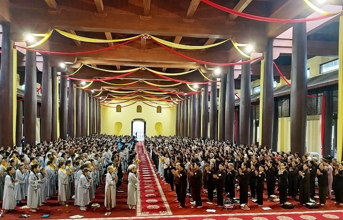 Hơn 1500 Phật tử  về tham dự khóa tu Ngày an lạc tại Yên Tử - chào mừng đại lễ Vesak Liên Hiệp quốc PL. 2563 – DL. 2019 được tổ chức tại Việt Nam 
