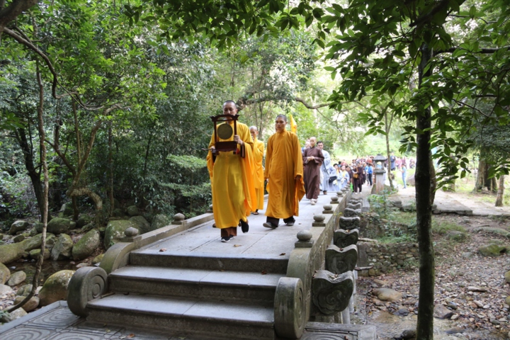 Những chương trình đặc biệt tại chùa Yên Tử nhân kỉ niệm 711 năm Đức Phật Hoàng Trần Nhân Tông nhập niết bàn 