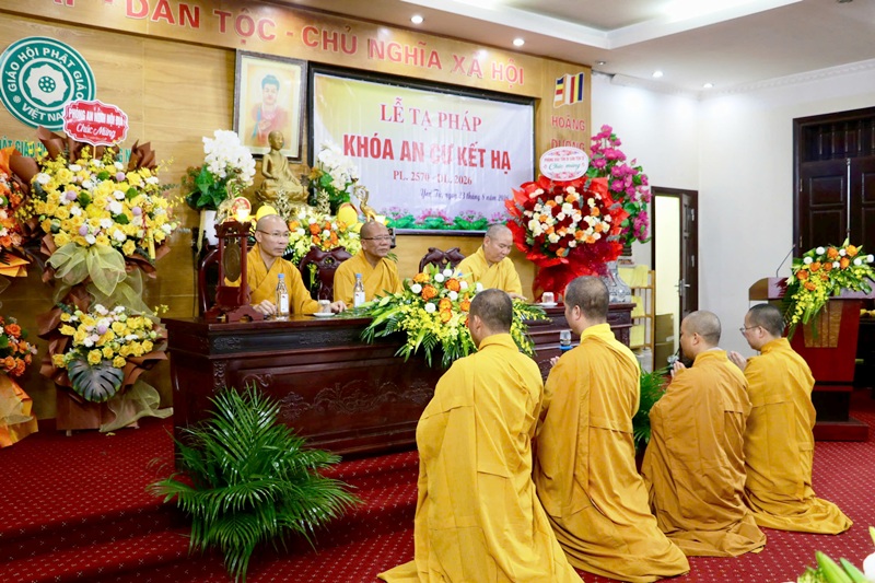 Trường hạ Ban Trị sự GHPGVN tỉnh Quảng Ninh tạ pháp khóa an cư kết hạ 